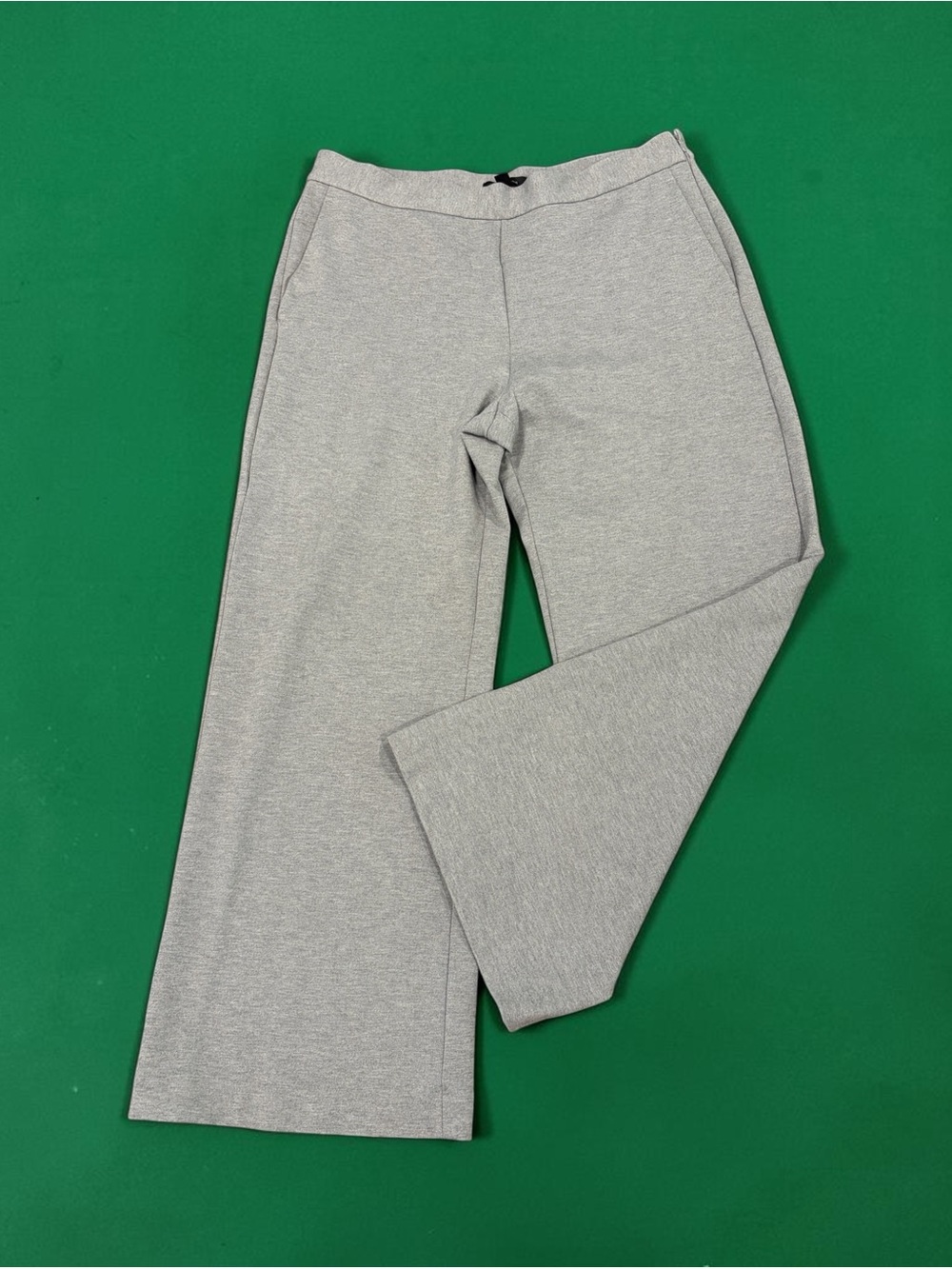Ann Taylor Light Gray High Rise  Stretchy Wide Leg Pants Sz 12 With Pockets